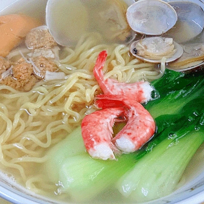 専門店を超えた味☆　「海鮮塩ラーメン」